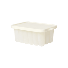 Load image into Gallery viewer, Baby Feeder &amp; Food Tray
